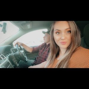 Meet your Posher, Kendra